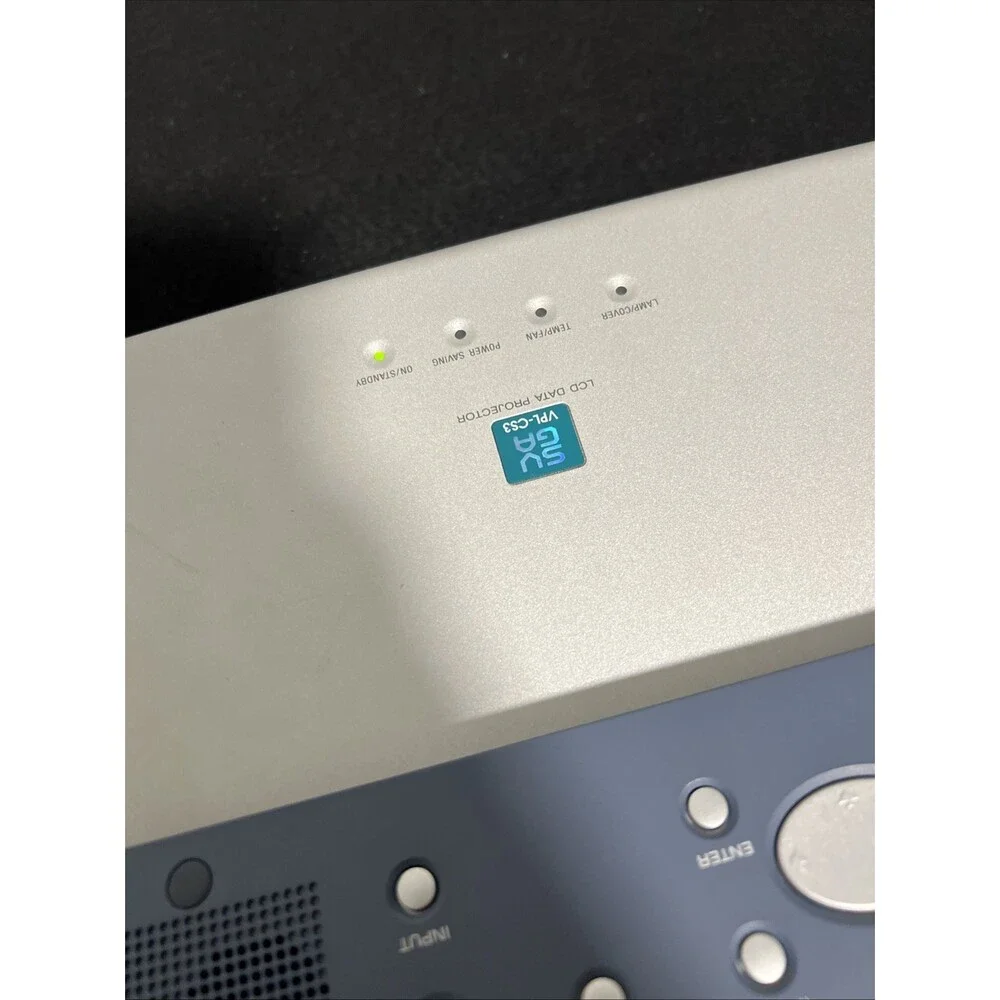 Sony VPL-CS3 LCD Data Projector + Wires & Carrying Case Tested